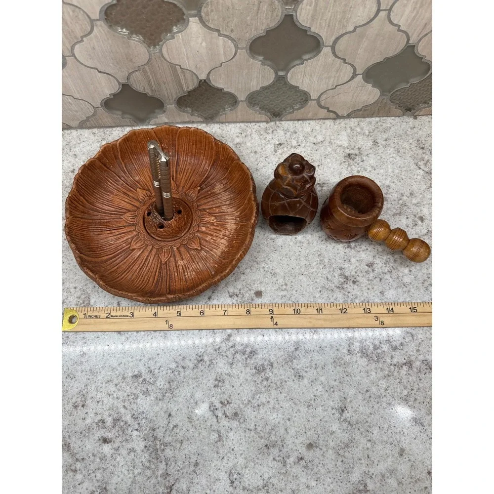 Vintage Multi Prod Inc USA Nut Bowl and 2 Wooden Screw Nutcrackers Pineapple Set